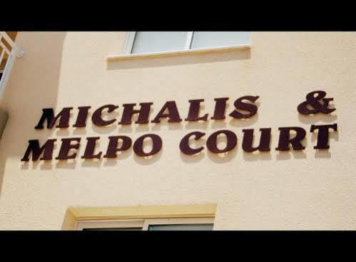 Melpo Court Apartment Geroskipou Екстериор снимка